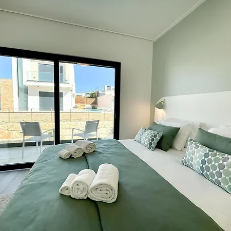 Casa Do Cruzeiro - By Sch Foz do Arelho