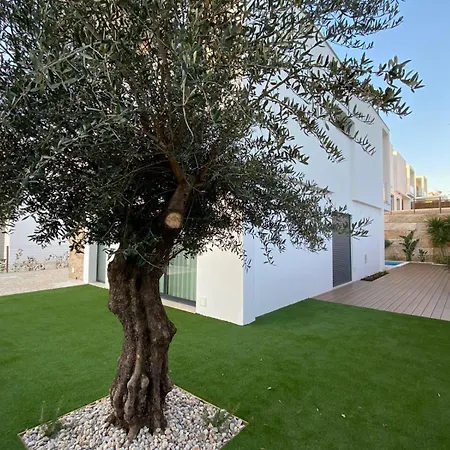 Casa Do Cruzeiro - By Sch