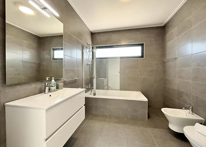 Casa Do Cruzeiro - By Sch Villa *